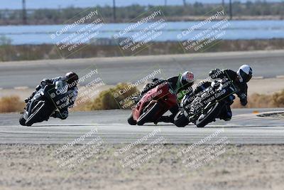 media/Nov-16-2025-Race Pace (Sun) [[8c5fa54630]]/Verified Riders/3-Turn 14 (1045am)/